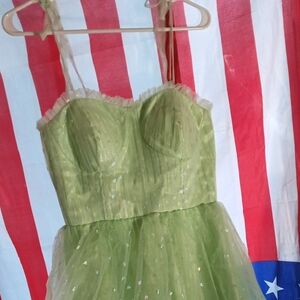 CUTE ASF LIL TINKERBELL GREEN TULLE DRESS HOCO/PROM WHATEV